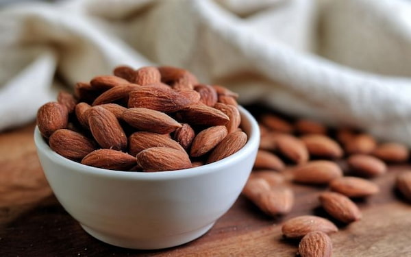 خرید و قیمت  بادام مامایی اصفهان + فروش صادراتی